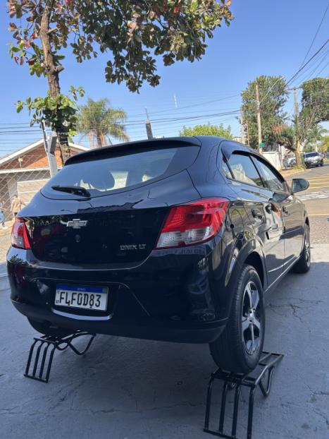 CHEVROLET Onix Hatch 1.0 12V 4P FLEX LT, Foto 4