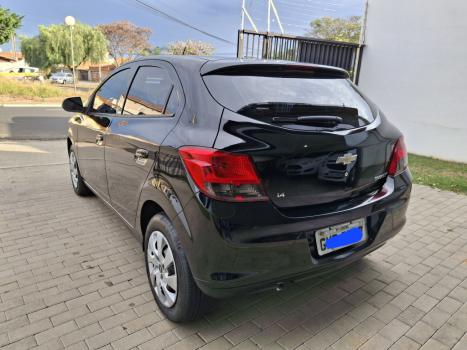 CHEVROLET Onix Hatch 1.4 4P FLEX LT, Foto 4