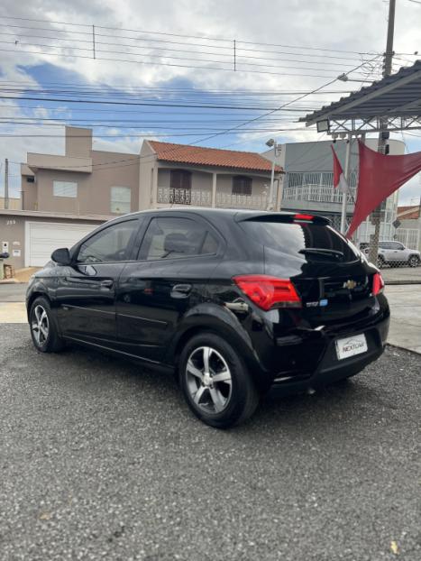 CHEVROLET Onix Hatch 1.4 4P FLEX LT, Foto 3