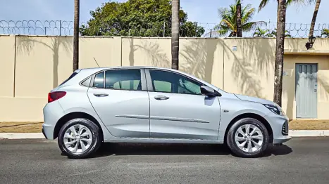 CHEVROLET Onix Hatch 1.0 12V 4P FLEX LT, Foto 4