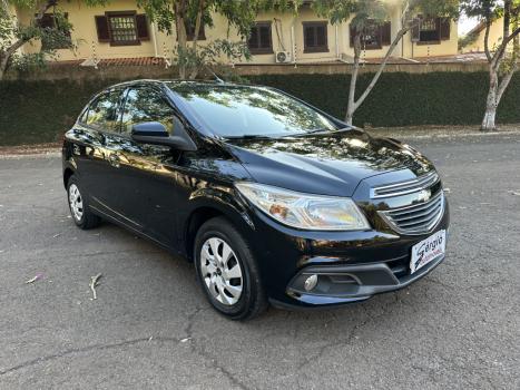 CHEVROLET Onix Hatch 1.0 4P FLEX LT, Foto 2