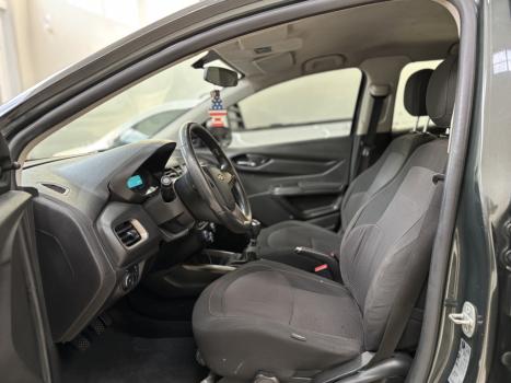 CHEVROLET Onix Hatch 1.4 4P FLEX LT, Foto 4