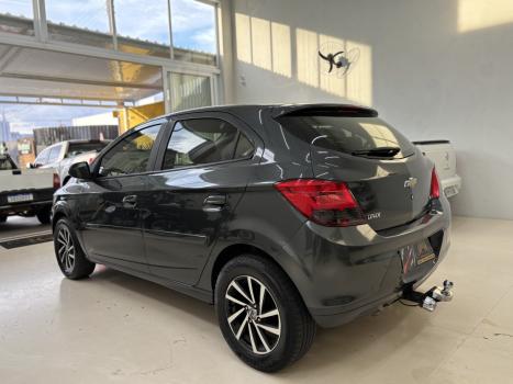 CHEVROLET Onix Hatch 1.4 4P FLEX LT, Foto 10