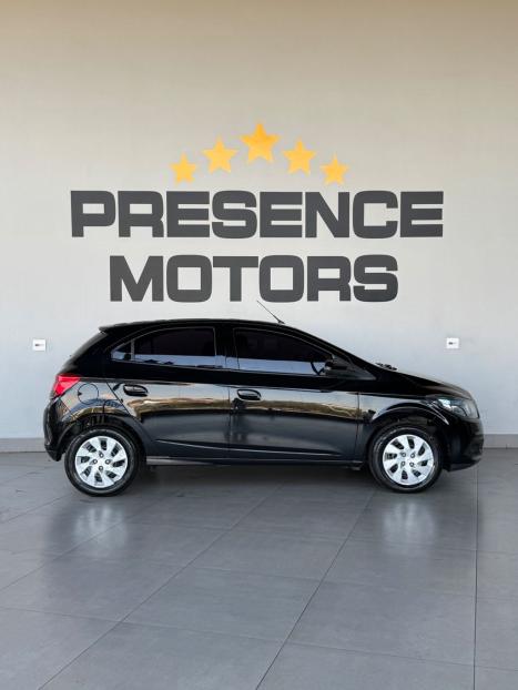 CHEVROLET Onix Hatch 1.4 4P FLEX LT, Foto 3