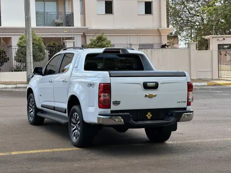 CHEVROLET S10 2.8 12V HIGH COUNTRY CABINE DUPLA 4X4 TURBO DIESEL AUTOMTICO, Foto 3