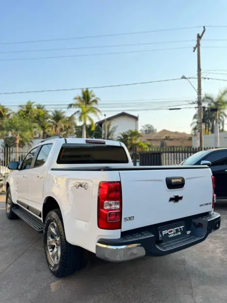 CHEVROLET S10 2.8 16V LTZ CABINE DUPLA 4X4 TURBO DIESEL AUTOMTICO, Foto 2