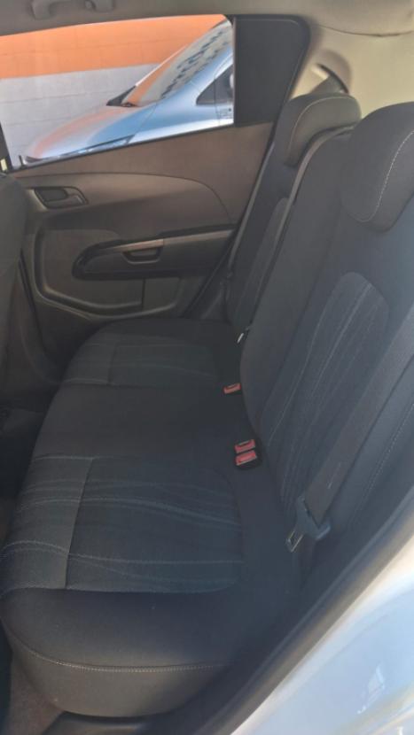 CHEVROLET Sonic Hatch 1.6 16V 4P LT FLEX, Foto 15