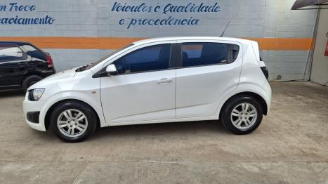 CHEVROLET Sonic Hatch 1.6 16V 4P LT FLEX, Foto 6