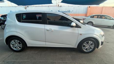 CHEVROLET Sonic Hatch 1.6 16V 4P LT FLEX, Foto 6