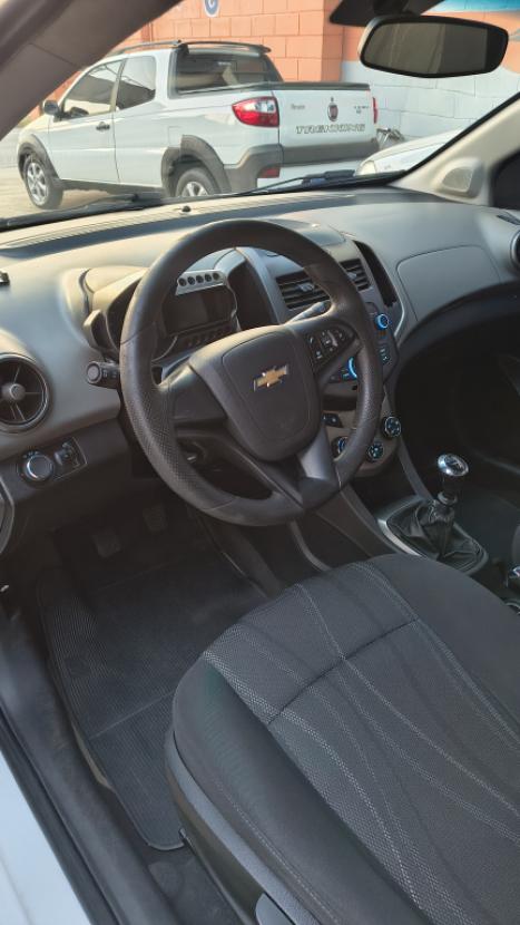 CHEVROLET Sonic Hatch 1.6 16V 4P LT FLEX, Foto 9