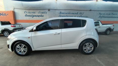 CHEVROLET Sonic Hatch 1.6 16V 4P LT FLEX, Foto 8