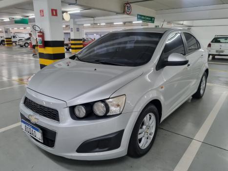 CHEVROLET Sonic Sedan 1.6 16V 4P LT FLEX AUTOMTICO, Foto 2