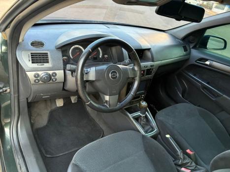 CHEVROLET Vectra Hatch 2.0 4P FLEX GT, Foto 8