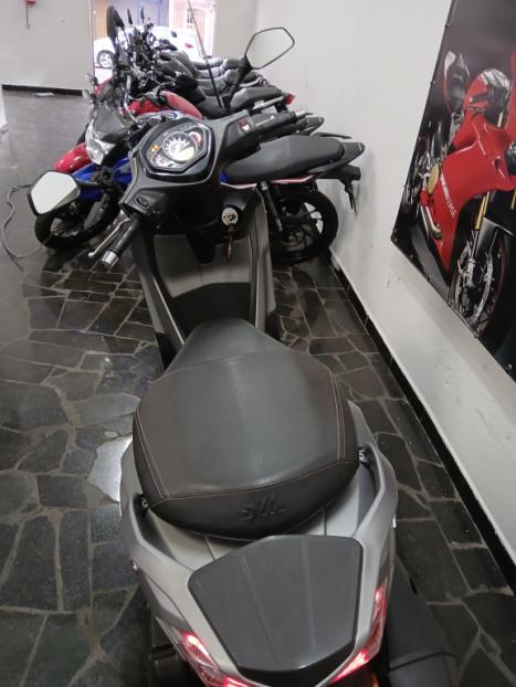 DAFRA Citycom 300 I , Foto 5