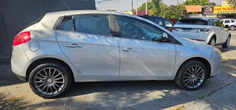 FIAT Bravo 1.8 16V 4P FLEX ABSOLUTE DUALOGIC AUTOMATIZADO, Foto 3