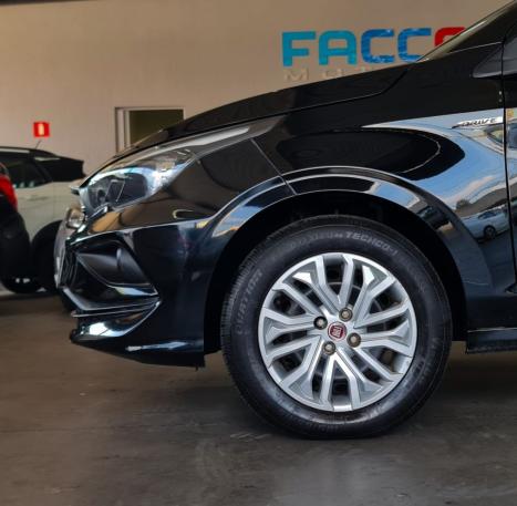 FIAT Cronos 1.3 4P FLEX DRIVE, Foto 3