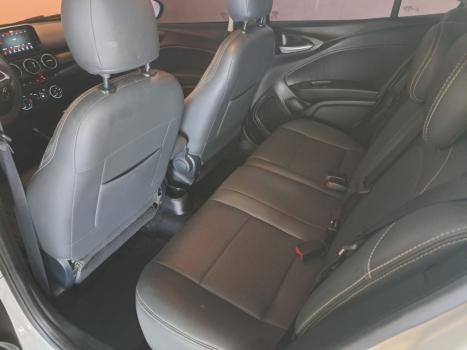 FIAT Cronos 1.3 4P FIREFLY FLEX PRECISION AUTOMTICO CVT, Foto 9