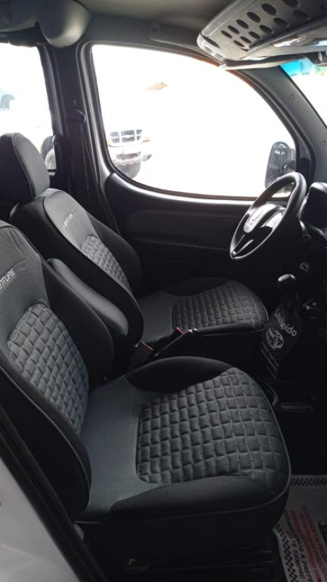 FIAT Doblo 1.8 16V 4P FLEX ADVENTURE 6 LUGARES, Foto 5