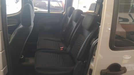 FIAT Doblo 1.8 16V 4P FLEX ESSENCE 7 LUGARES, Foto 6