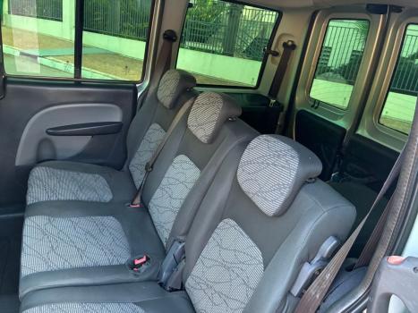 FIAT Doblo 1.8 16V 4P FLEX ESSENCE 7 LUGARES, Foto 6