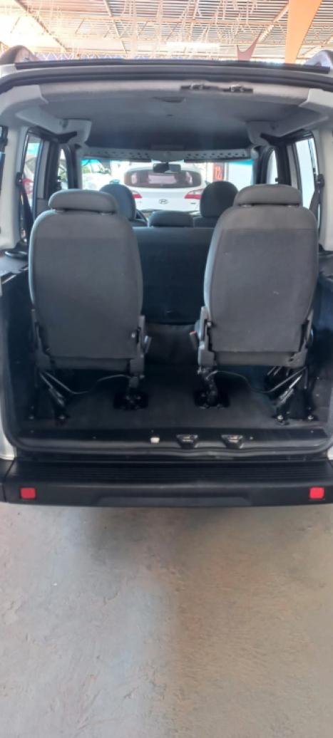 FIAT Doblo 1.8 16V 4P FLEX ESSENCE, Foto 12
