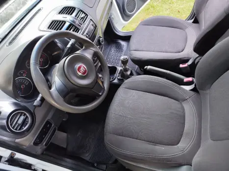 FIAT Grand Siena 1.4 4P EVO ATTRACTIVE FLEX, Foto 2