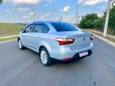 FIAT Grand Siena 1.6 16V 4P ESSENCE FLEX, Foto 3