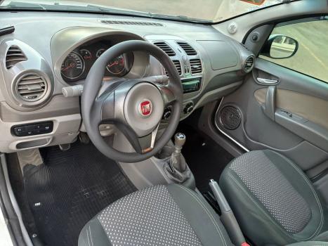 FIAT Grand Siena 1.6 16V 4P ESSENCE FLEX, Foto 9