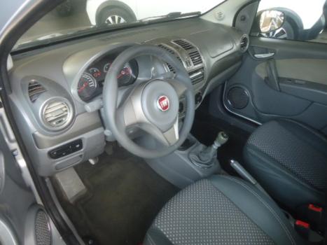 FIAT Grand Siena 1.6 16V 4P ESSENCE FLEX, Foto 3