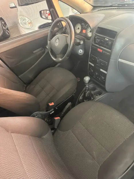 FIAT Idea 1.4 4P ELX FLEX, Foto 5