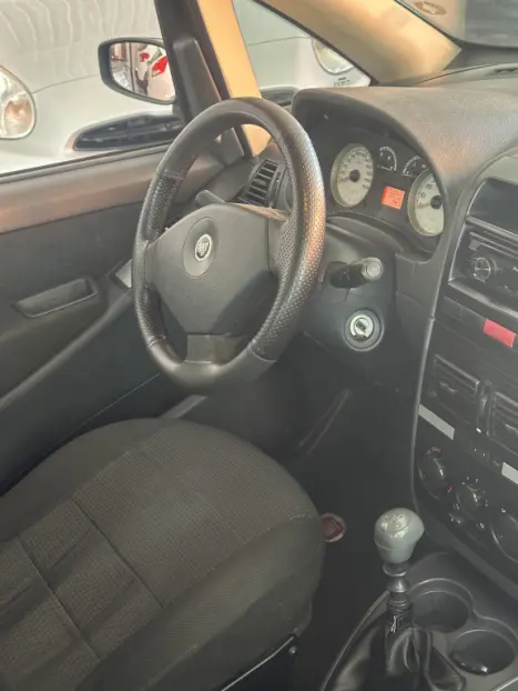 FIAT Idea 1.4 4P ELX FLEX, Foto 6