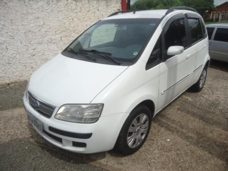 FIAT Idea 1.8 4P HLX FLEX, Foto 2