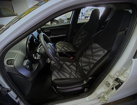 FIAT Mobi 1.0 4P FLEX DRIVE FIRE FLY, Foto 7