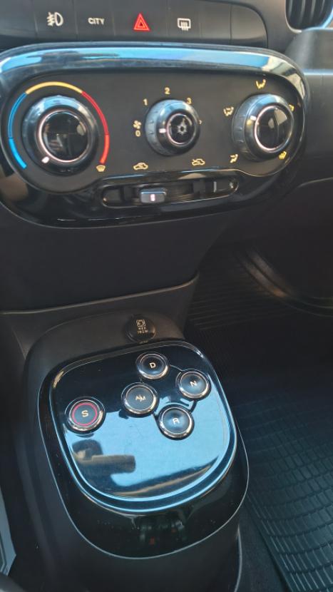 FIAT Mobi 1.0 4P FLEX DRIVE GSR AUTOMATIZADO, Foto 9
