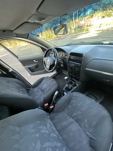 FIAT Palio 1.0 4P ELX FLEX, Foto 9