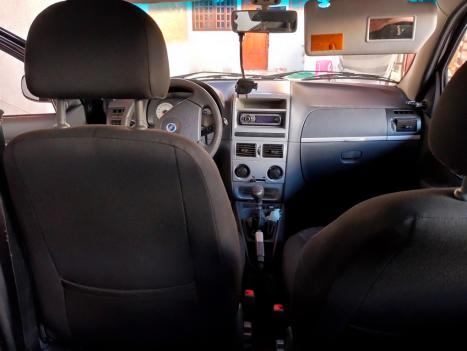 FIAT Palio 1.4 4P FLEX ATTRACTIVE, Foto 2