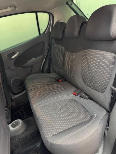 FIAT Palio 1.4 4P FLEX ATTRACTIVE, Foto 11