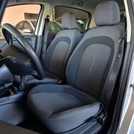 FIAT Punto 1.4 4P ATTRACTIVE FLEX, Foto 13