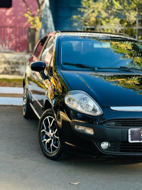 FIAT Punto 1.4 4P ATTRACTIVE FLEX, Foto 2