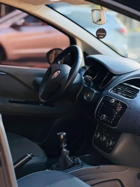 FIAT Punto 1.4 4P ATTRACTIVE FLEX, Foto 5