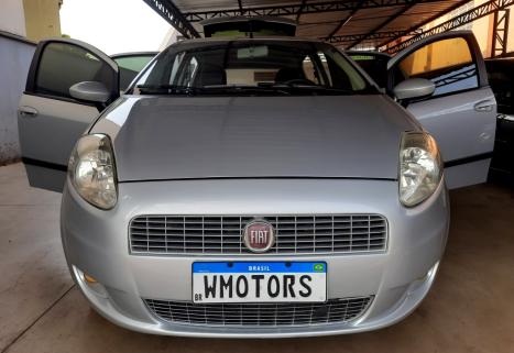 FIAT Punto 1.4 4P ELX FLEX, Foto 2