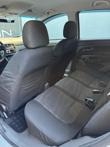 FIAT Punto 1.4 4P ELX FLEX, Foto 16