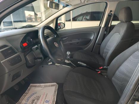 FIAT Punto 1.4 4P ELX FLEX, Foto 5
