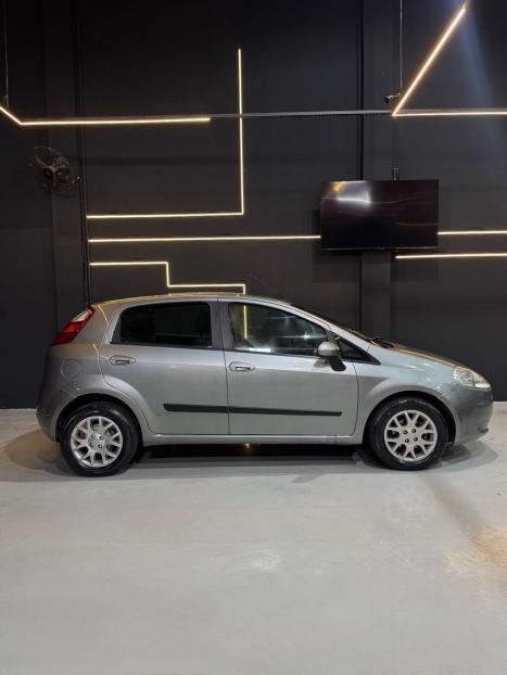 FIAT Punto 1.4 4P ELX FLEX, Foto 3