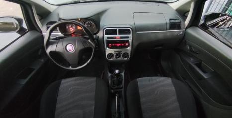 FIAT Punto 1.4 FLEX 4P, Foto 5