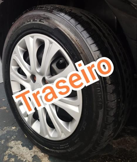 FIAT Punto 1.4 FLEX 4P, Foto 9