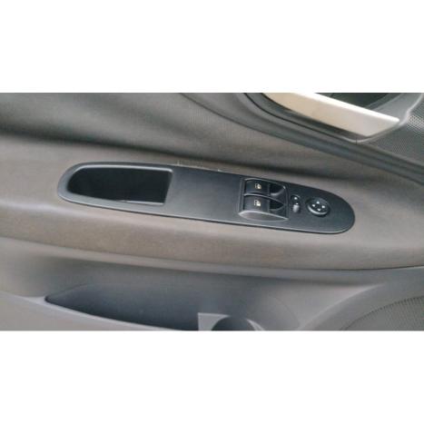 FIAT Punto 1.6 16V 4P FLEX ESSENCE DUALOGIC AUTOMATIZADO, Foto 9