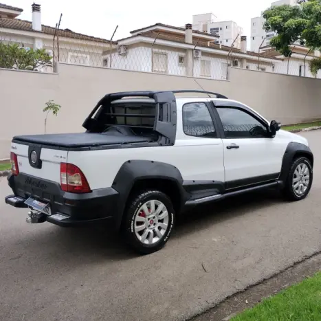 FIAT Strada 1.8 16V FLEX ADVENTURE LOCKER CABINE DUPLA, Foto 6