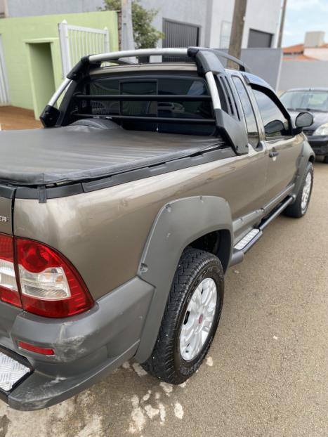FIAT Strada 1.8 16V FLEX ADVENTURE CABINE ESTENDIDA, Foto 4
