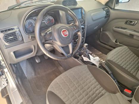 FIAT Strada 1.8 16V FLEX ADVENTURE CABINE ESTENDIDA, Foto 2